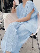 Load image into Gallery viewer, Simple Casual Loose And Comfortable V Neck Top Pants Suit
