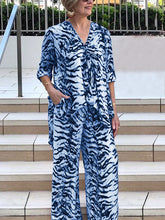 Load image into Gallery viewer, Leopard Print V-Neck Loose Casual Two-Piece Suit

