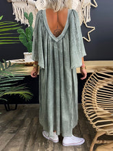 Load image into Gallery viewer, Retro Casual Loose Plain V-Neck Maxi Dress
