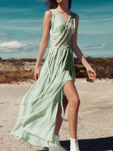 Load image into Gallery viewer, Sexy Solid Color Hollow V-neck Sleeveless Dress
