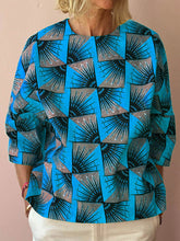 Load image into Gallery viewer, Fashion Round Neck Bohemian Print T-shirt
