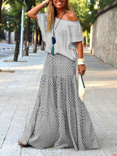 Load image into Gallery viewer, Simple Casual Loose Short Sleeve Top Floral Skirt Suit
