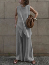 Load image into Gallery viewer, Solid Color Knitted Sleeveless Suit
