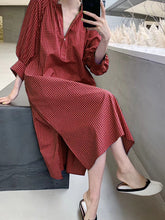 Load image into Gallery viewer, Loose Casual V-Neck Plaid Dress
