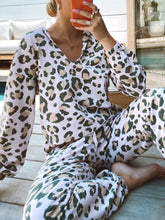 Load image into Gallery viewer, Leopard Print Long Sleeve Style Suit
