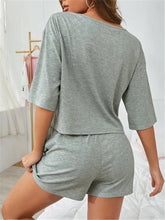 Load image into Gallery viewer, V-neck Clear Color Loose Suit
