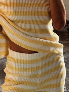 Round neck short sleeve striped printed knitted suit