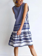 Load image into Gallery viewer, Casual Loose Round Neck Striped Dress
