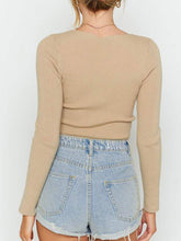 Load image into Gallery viewer, V-neck Pleated Solid Long-sleeved T-shirt
