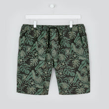 Load image into Gallery viewer, Men&#39;s Leaf Print Drawstring Shorts
