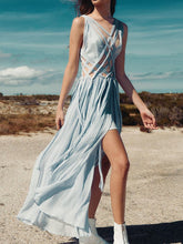 Load image into Gallery viewer, Sexy Solid Color Hollow V-neck Sleeveless Dress
